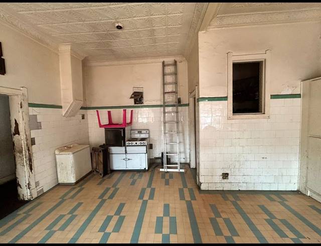 12 BEDROOM HOUSE FOR SALE IN SPRINGS CENTRAL